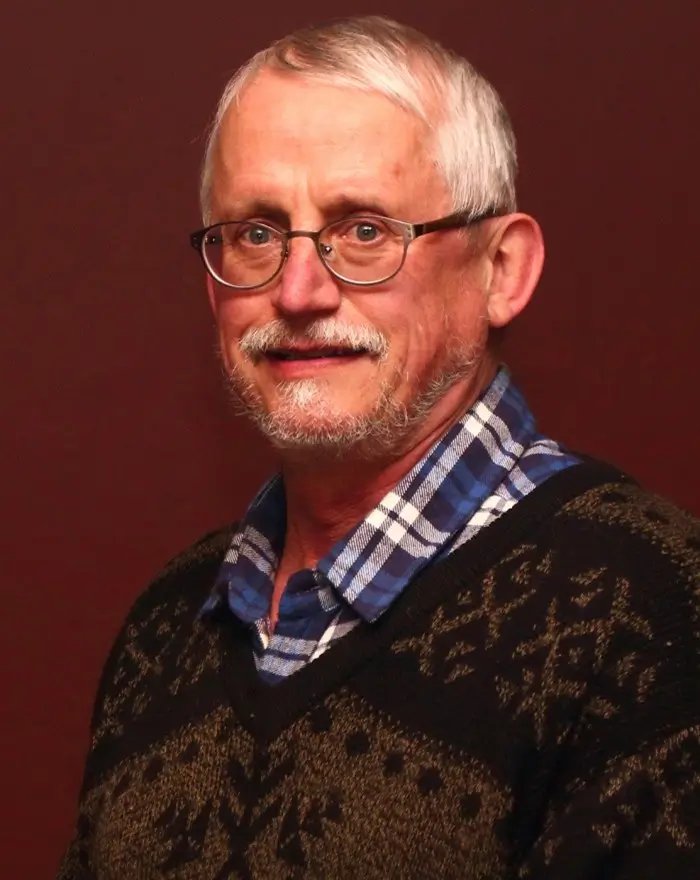 Dr Attie van Niekerk